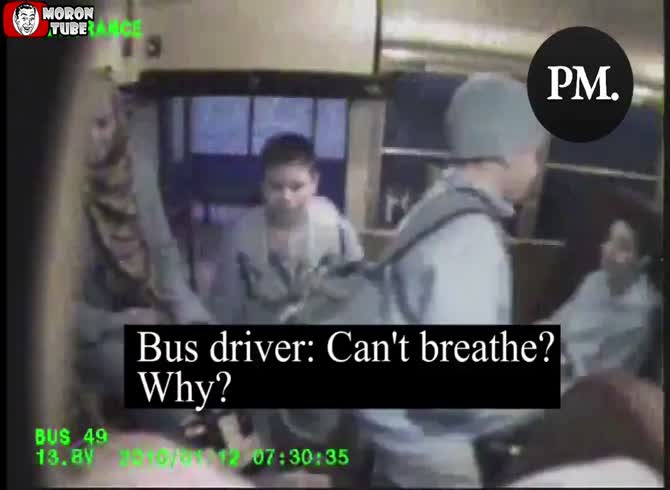 Video :A candidate for city council threatens kids to blow themselves up on a bus